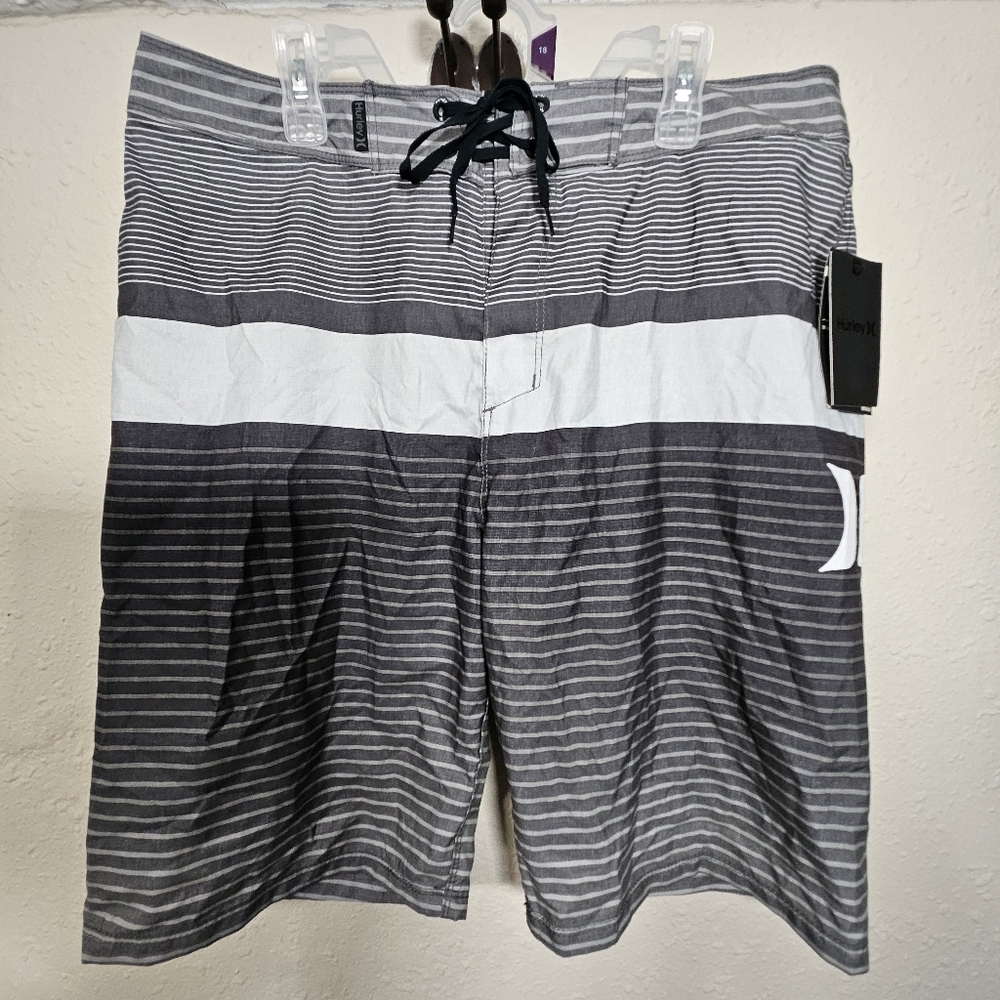 Hurley Board Shorts Black / White Men's 31